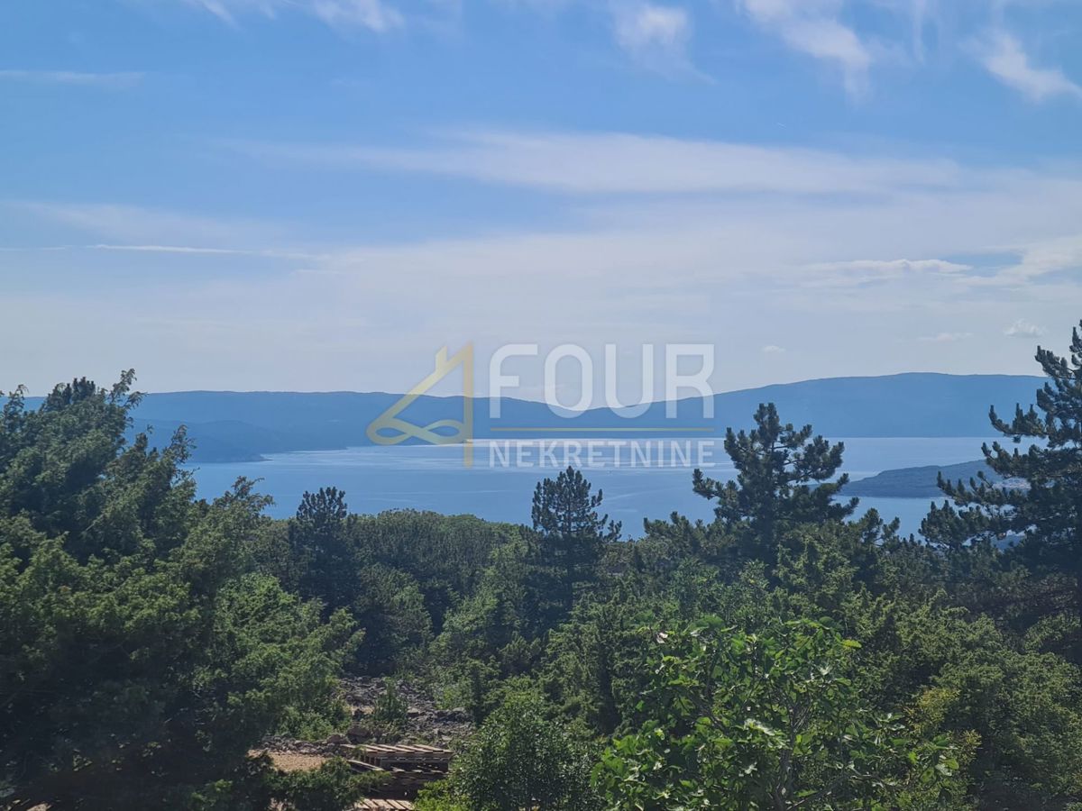 Zemljišče Punat, 4.140m2