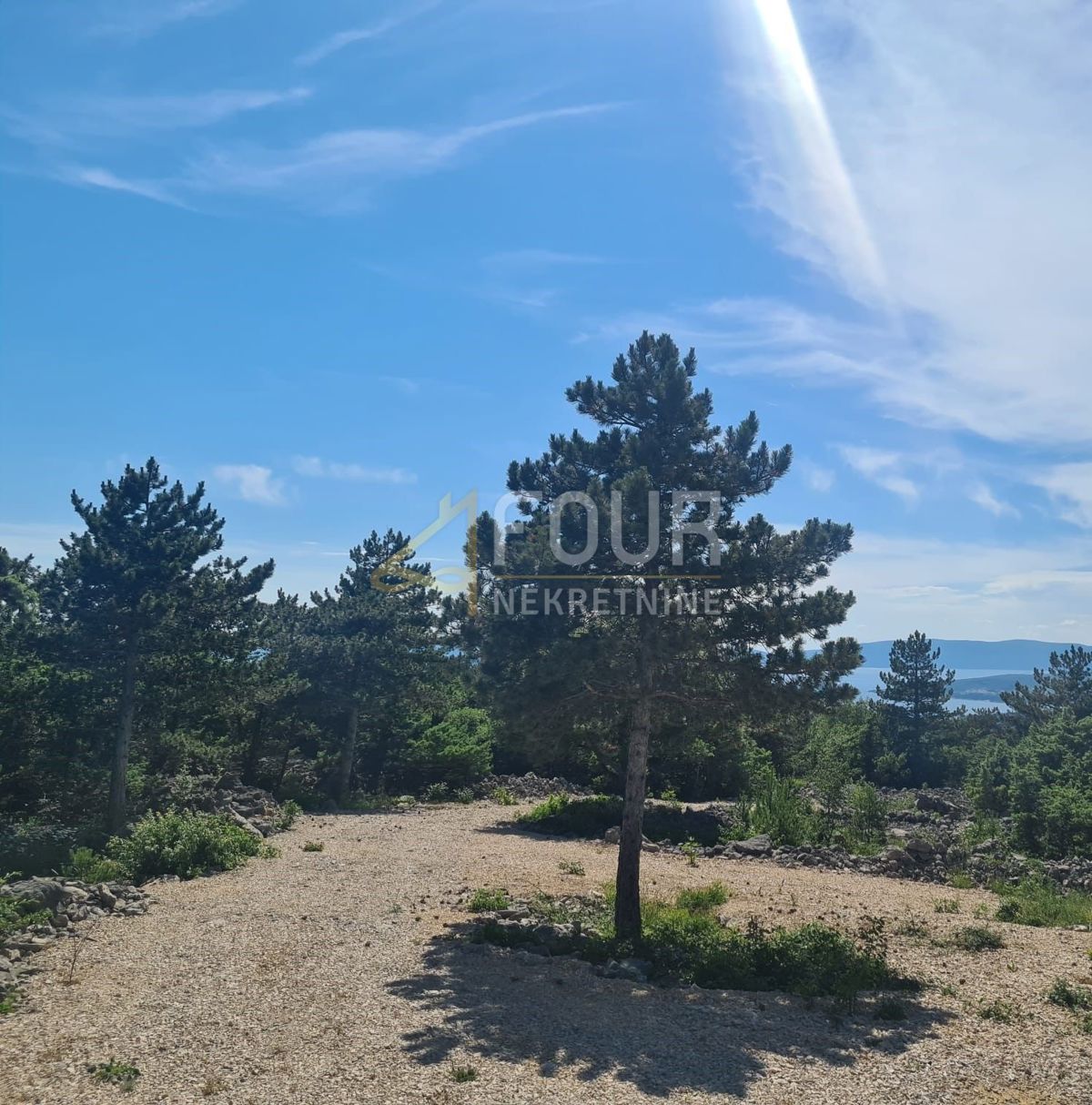 Zemljišče Punat, 4.140m2