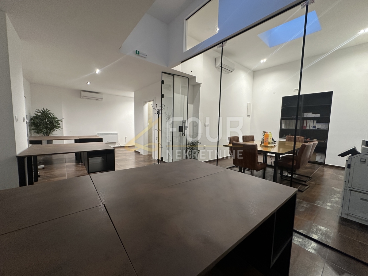 Poslovni prostor Centar, Rijeka, 57m2