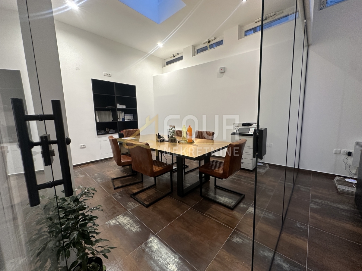 Poslovni prostor Centar, Rijeka, 57m2