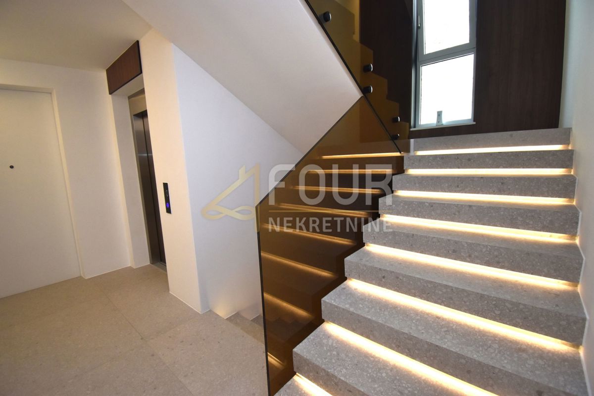 Stanovanje Opatija - Centar, Opatija, 112,28m2