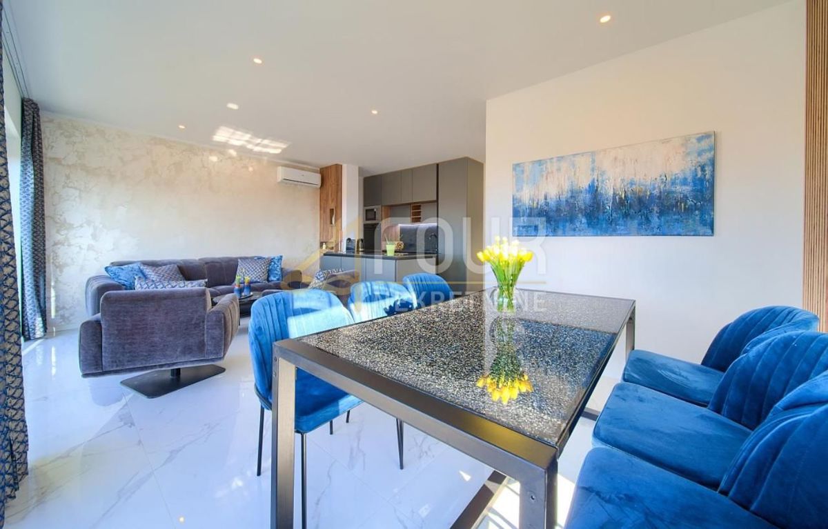 Stanovanje Malinska, Malinska-Dubašnica, 95,82m2