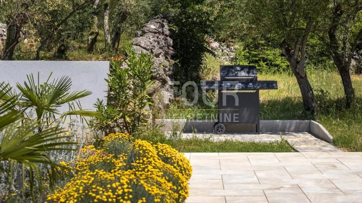 Hiša, Krk, 141m2