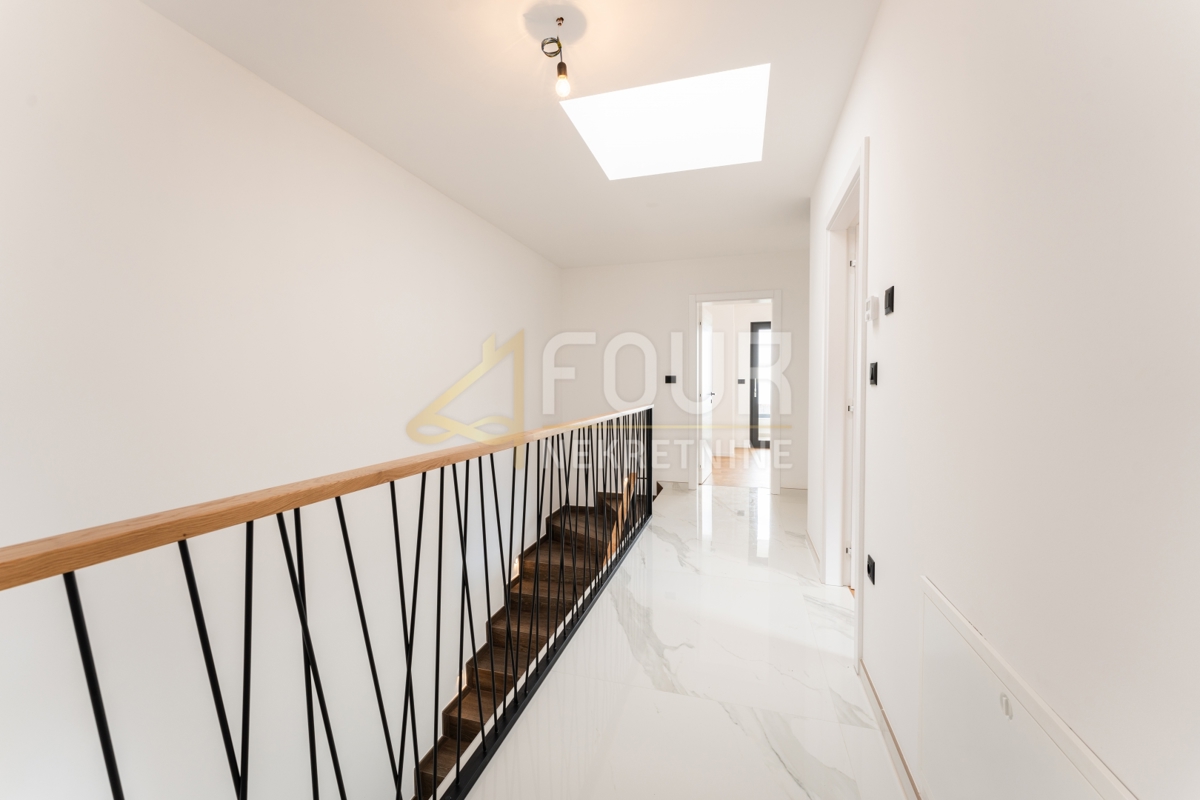 Stanovanje Opatija - Centar, Opatija, 163,80m2