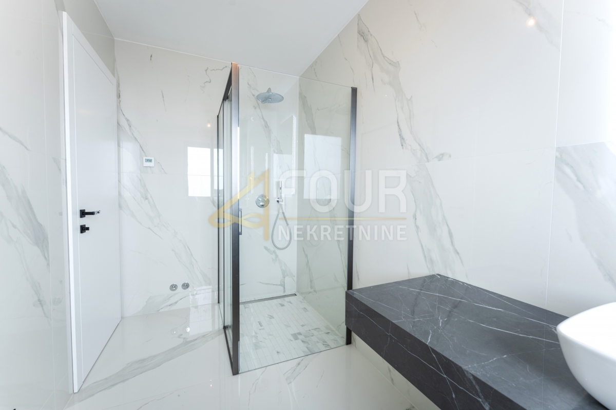 Stanovanje Opatija - Centar, Opatija, 163,80m2