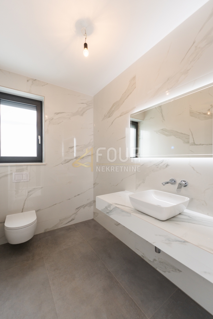 Stanovanje Opatija - Centar, Opatija, 163,80m2