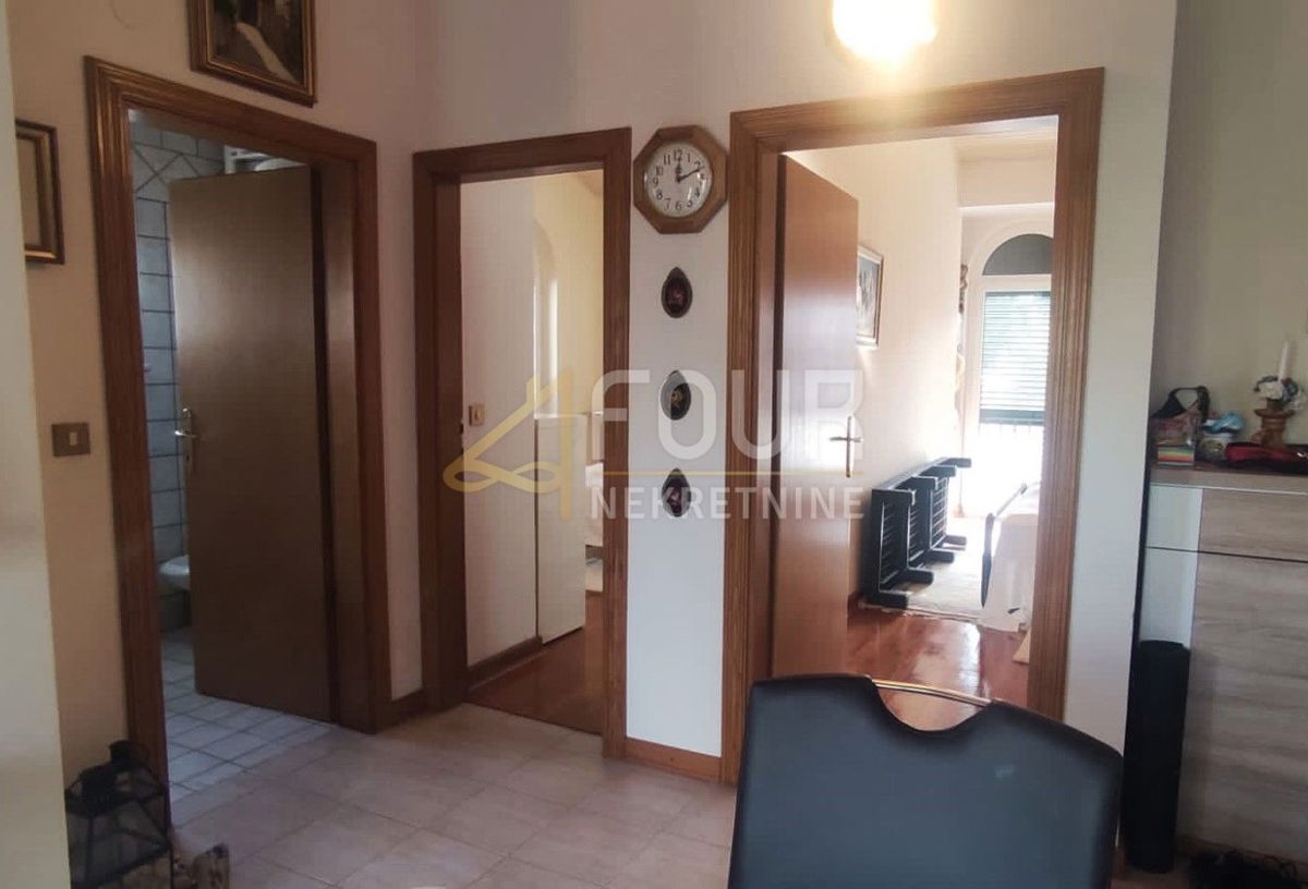 Stanovanje Malinska, Malinska-Dubašnica, 64,10m2