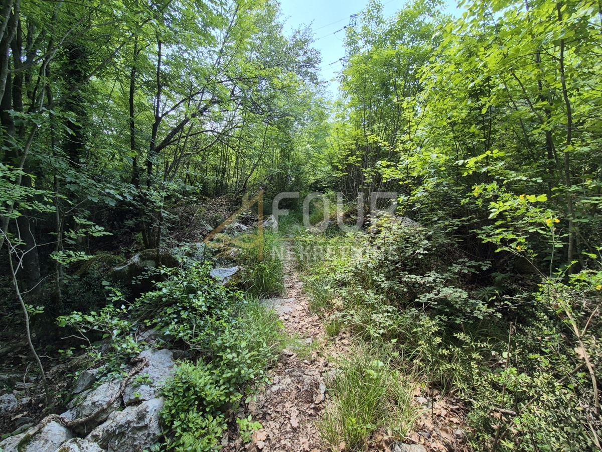 Zemljišče Matulji, 10.471m2