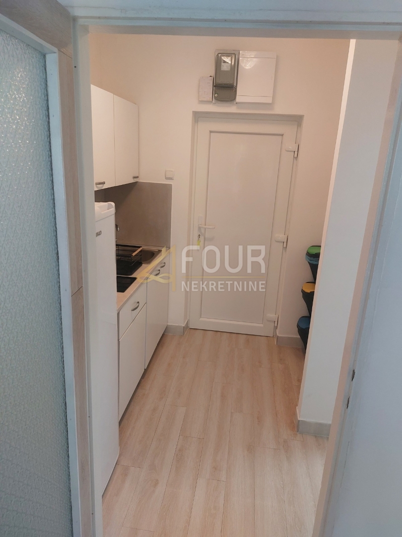 Stanovanje Kraljevica, 27,95m2