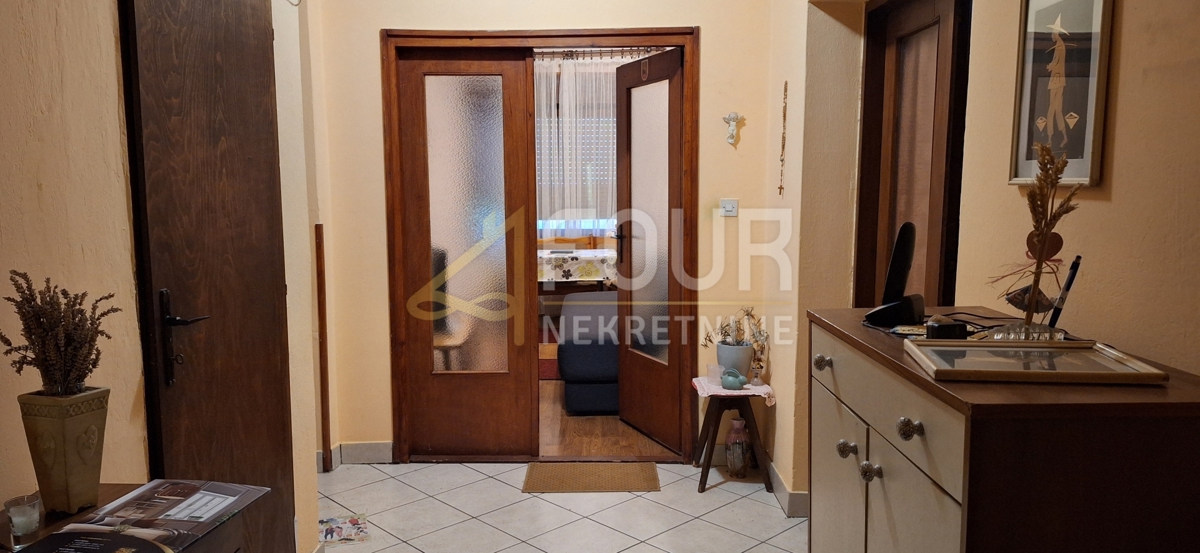 Hiša Drenova, Rijeka, 220m2