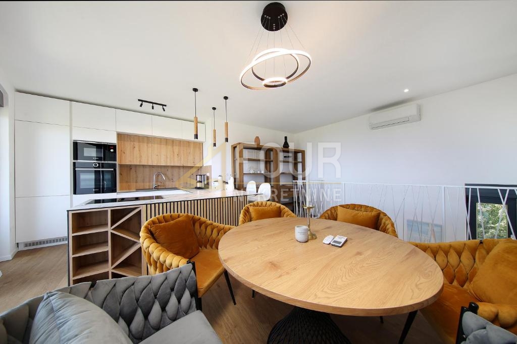 Stanovanje Ika, Opatija - Okolica, 108,51m2