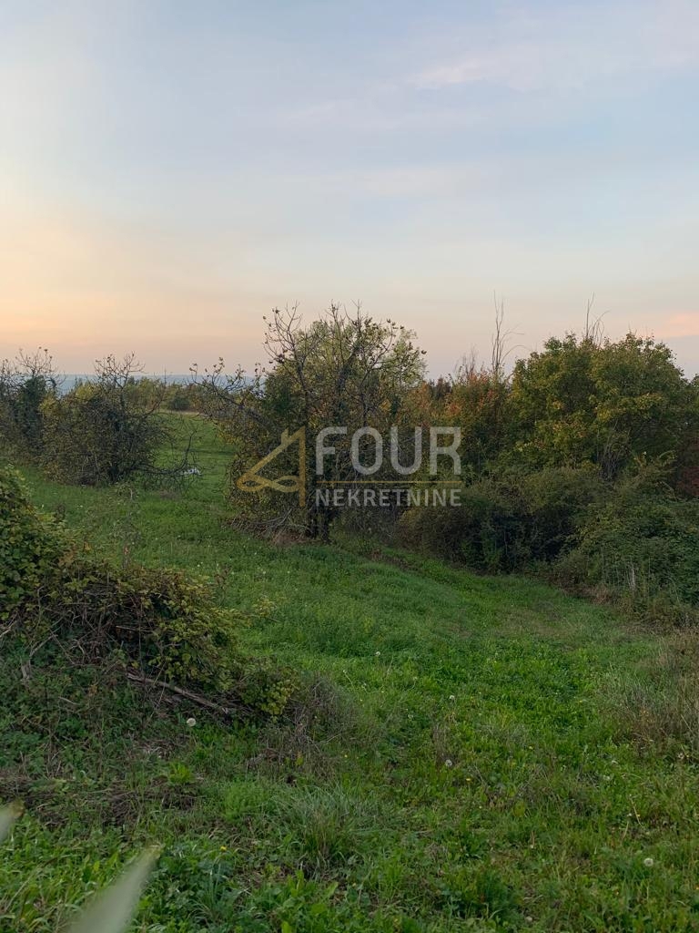 Zemljišče Kršikla, Pazin - Okolica, 45.000m2