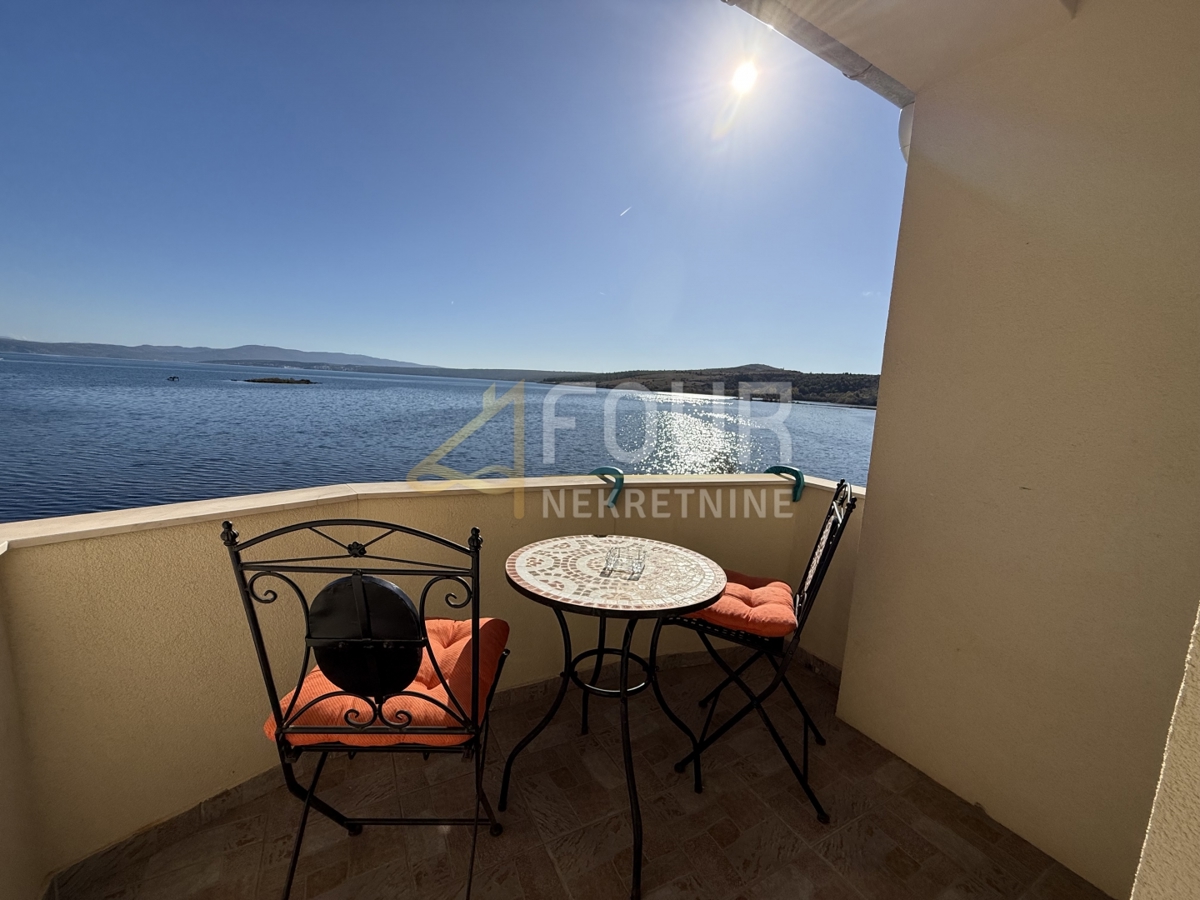 Hiša Posedarje, 96m2