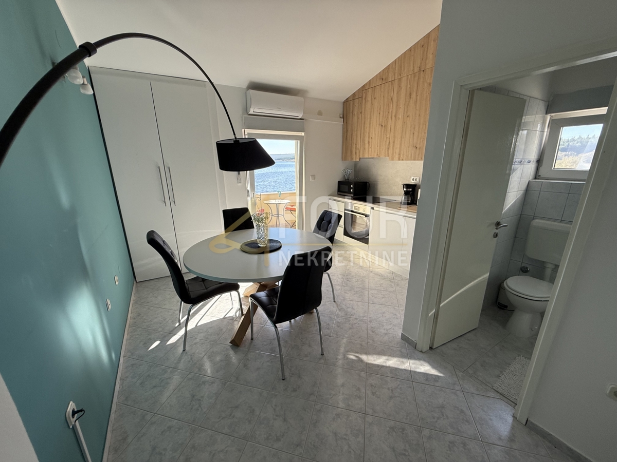 Hiša Posedarje, 96m2