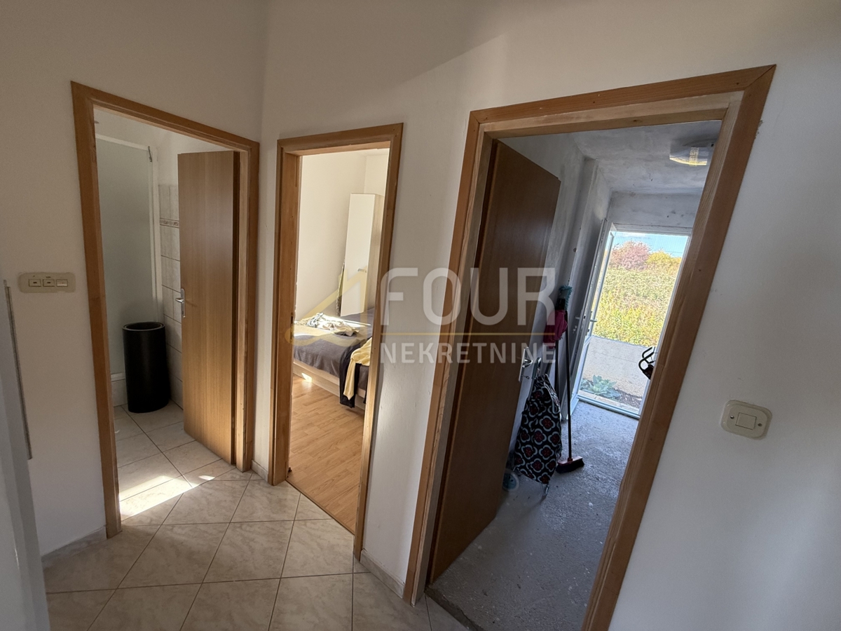 Hiša Posedarje, 96m2