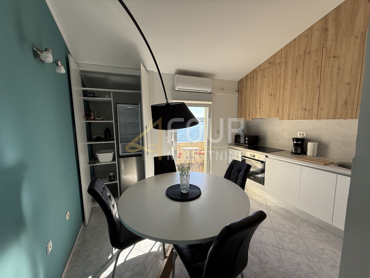 Hiša Posedarje, 96m2