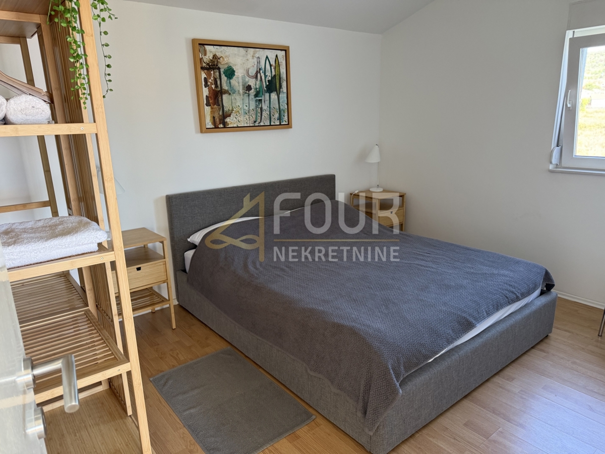 Hiša Posedarje, 96m2