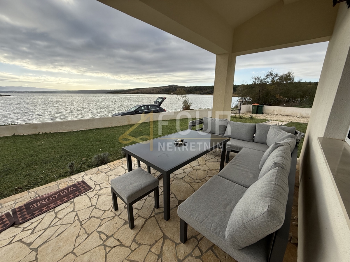 Hiša Posedarje, 96m2