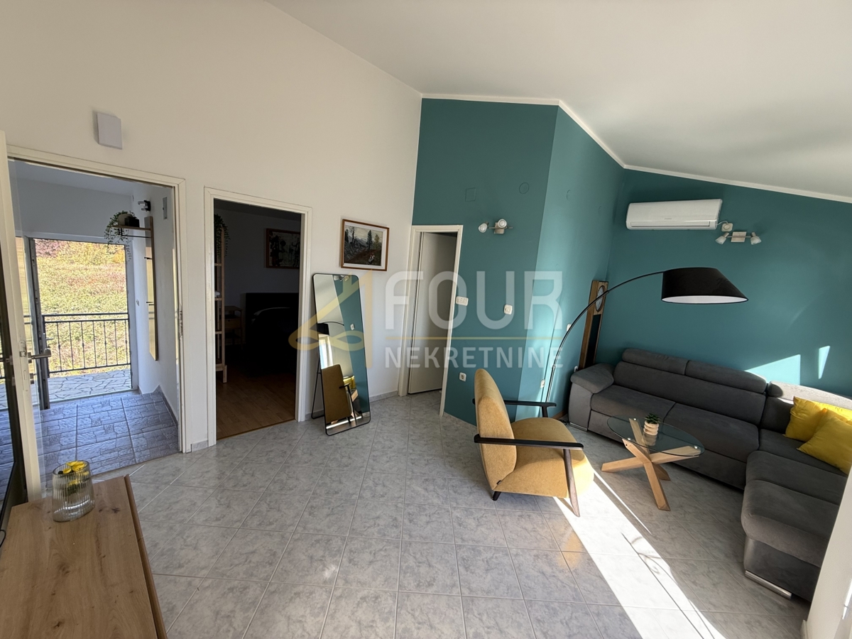 Hiša Posedarje, 96m2