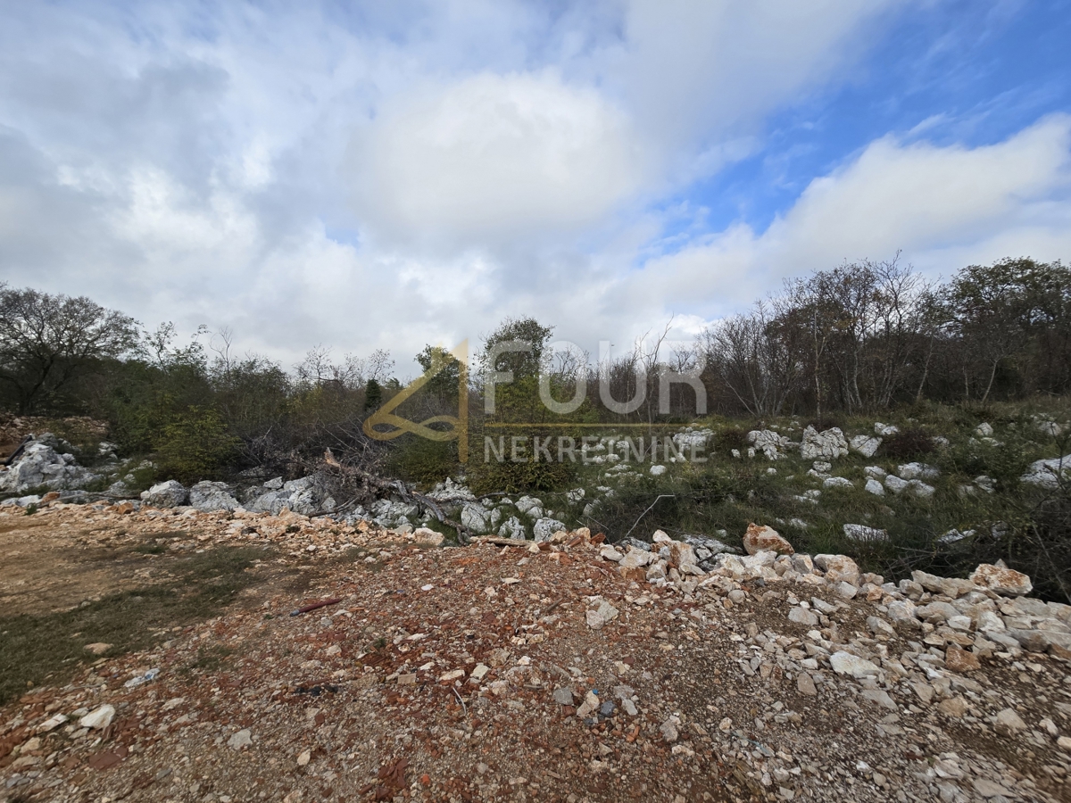 Zemljišče Garica, Vrbnik, 956m2