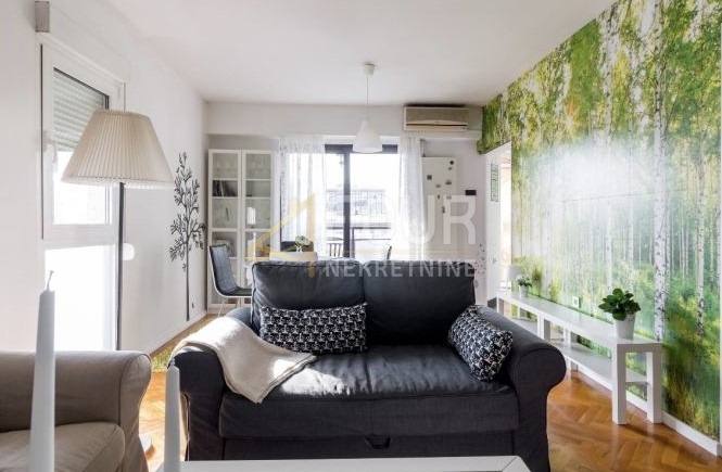 Zagreb, Gornji Grad, 2s + db, 73.37m2, terasa