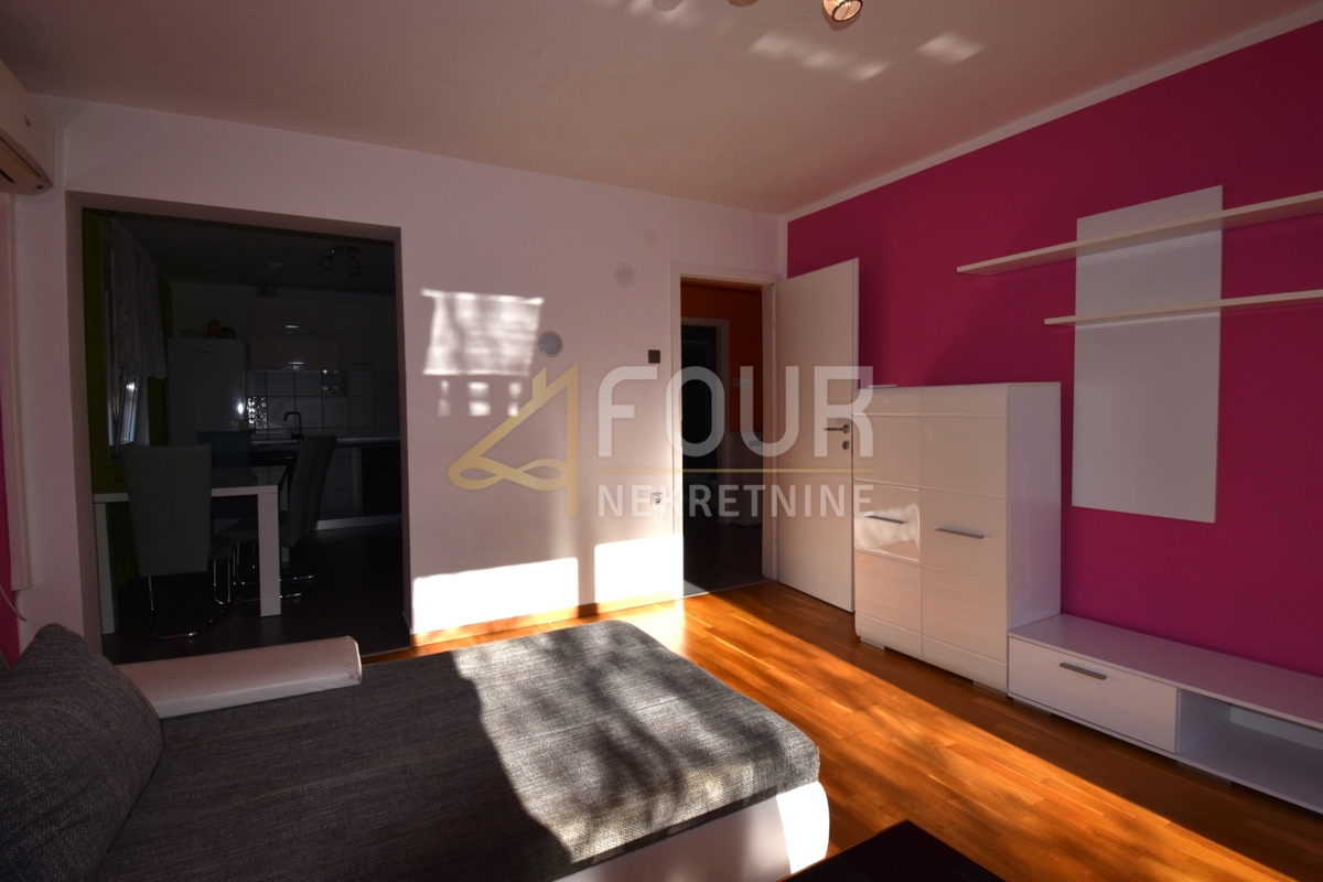 Stanovanje Novi Vinodolski, 56,95m2