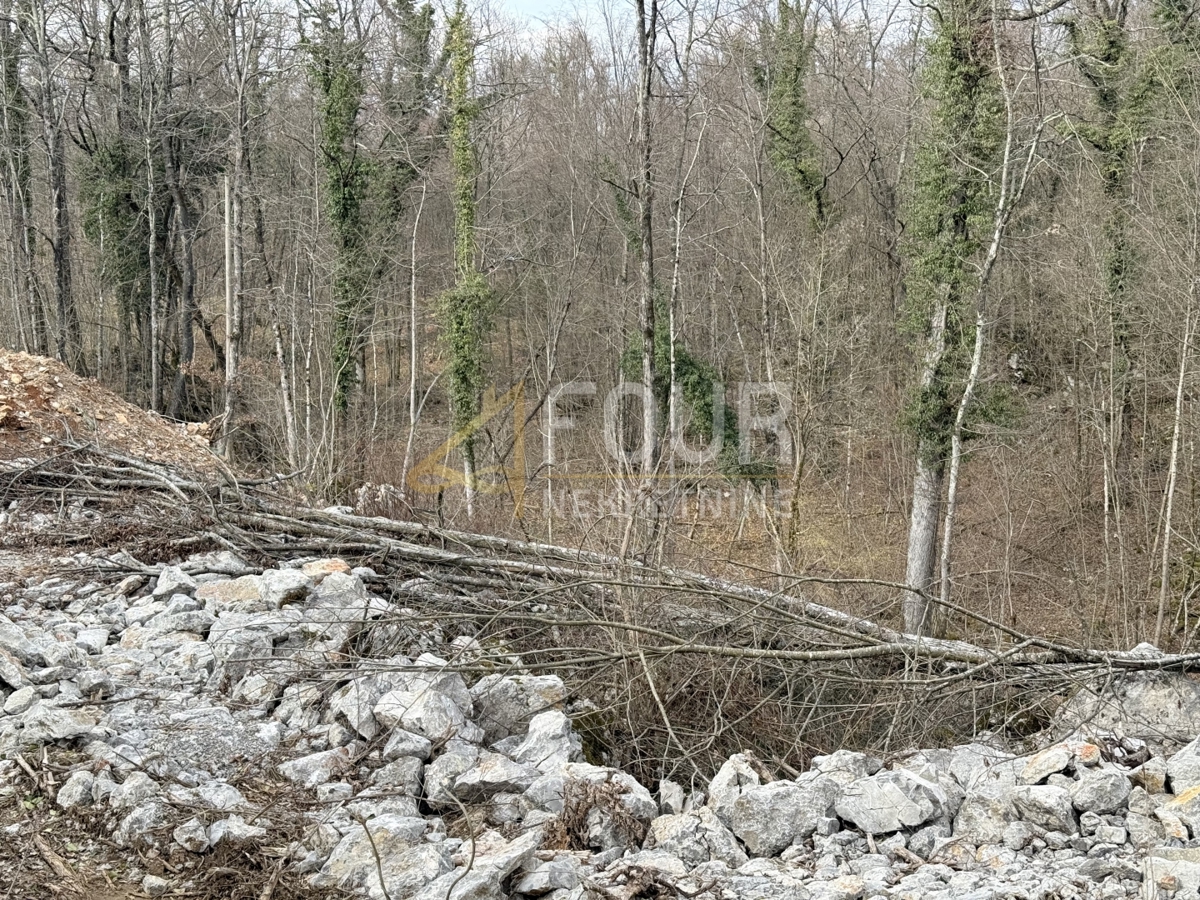 Zemljišče Jušići, Matulji, 2.074m2