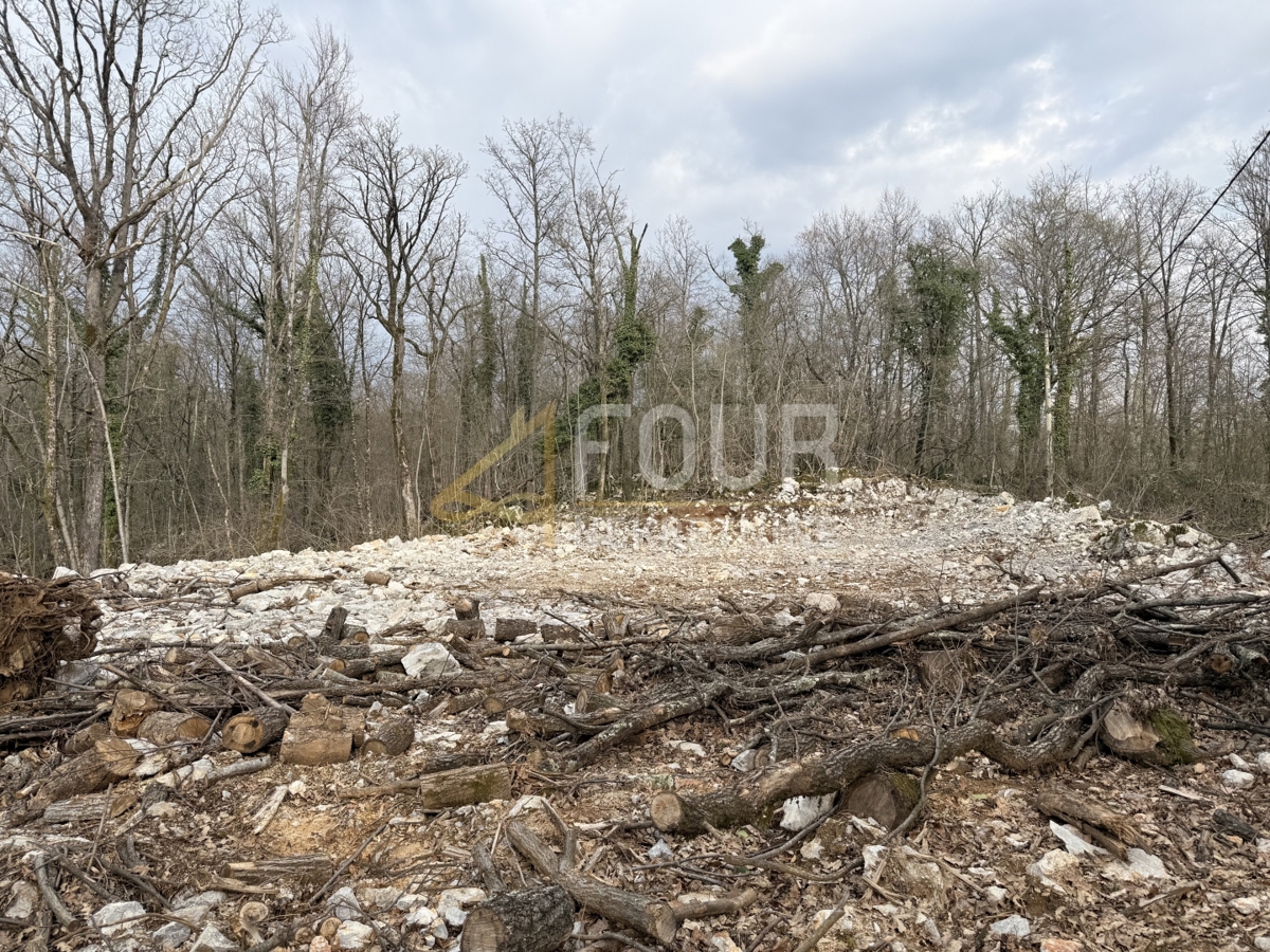 Zemljišče Jušići, Matulji, 2.074m2