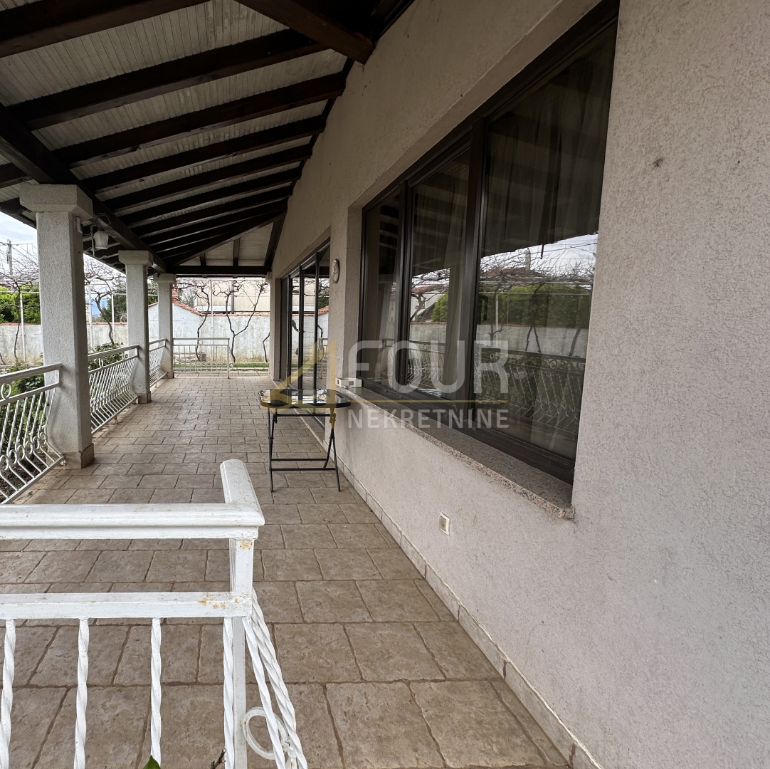 Reka, Pehlin - Hosti, samostojna hiša, 170m2