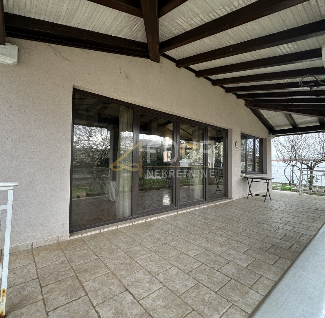 Reka, Pehlin - Hosti, samostojna hiša, 170m2