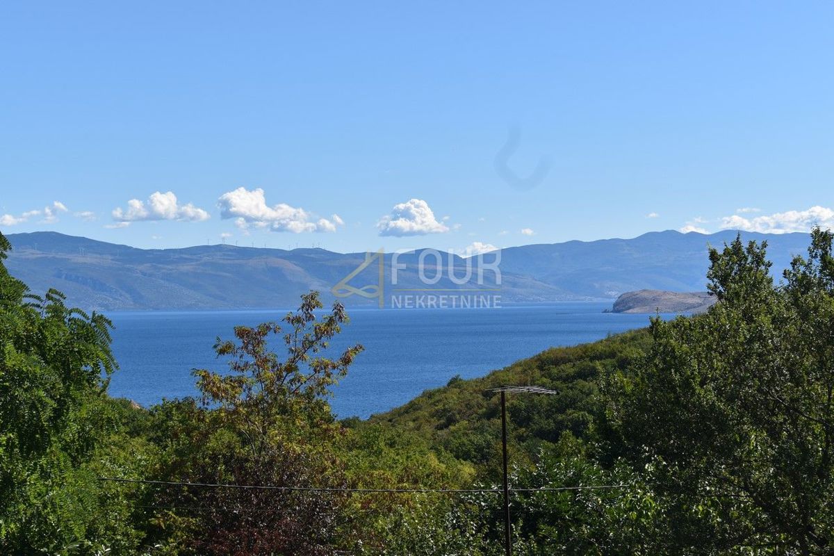 Hiša Vrbnik, 300m2