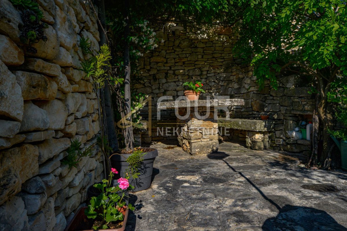 Hiša Buje, 120m2