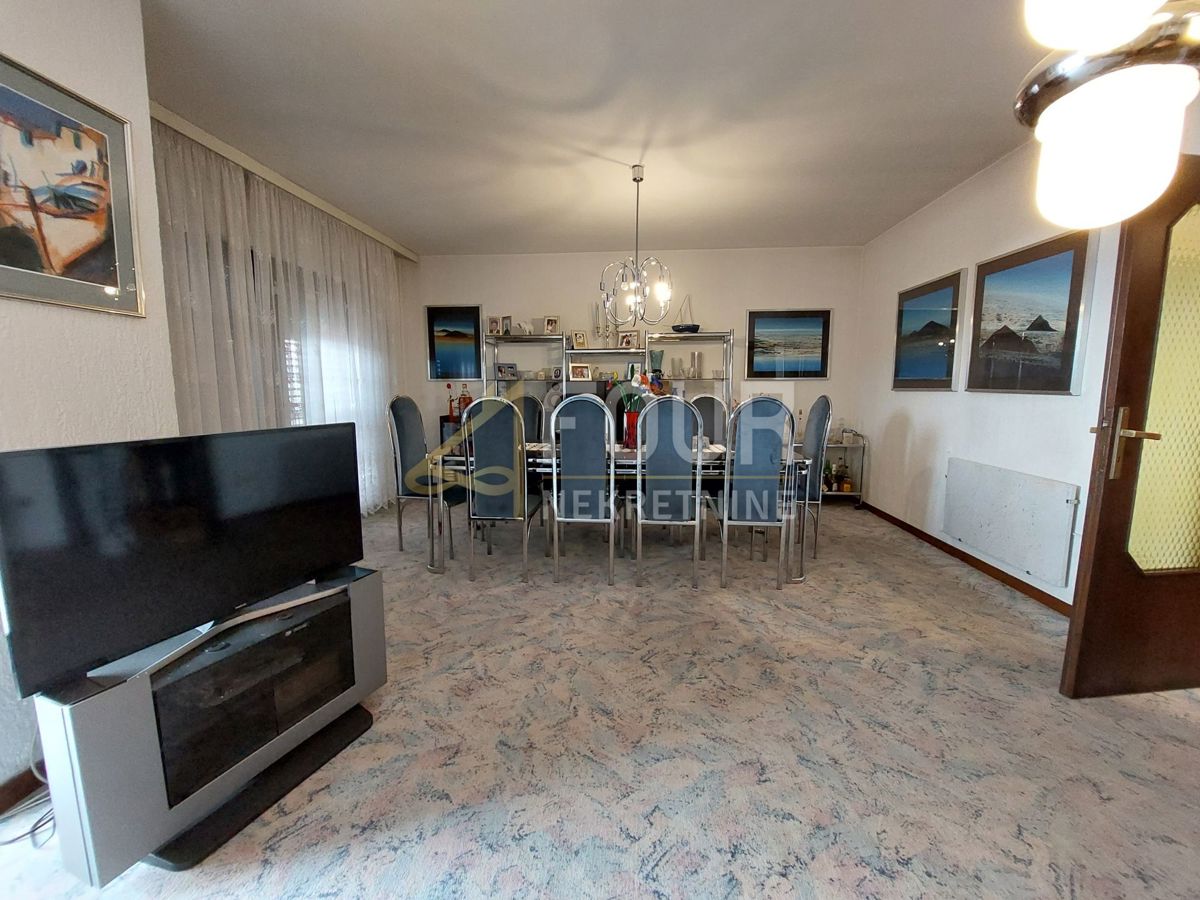 Hiša Ika, Opatija - Okolica, 195,58m2