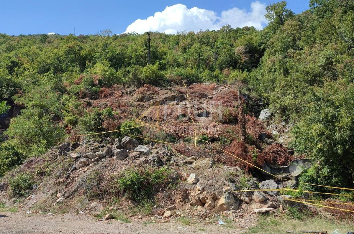 Zemljišče Medveja, Lovran