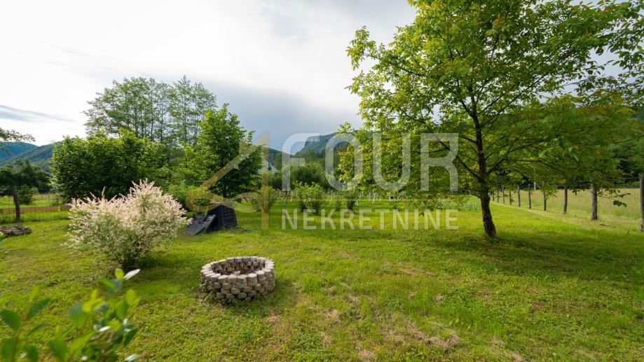 Zemljišče Brod na Kupi, Delnice, 1.960m2