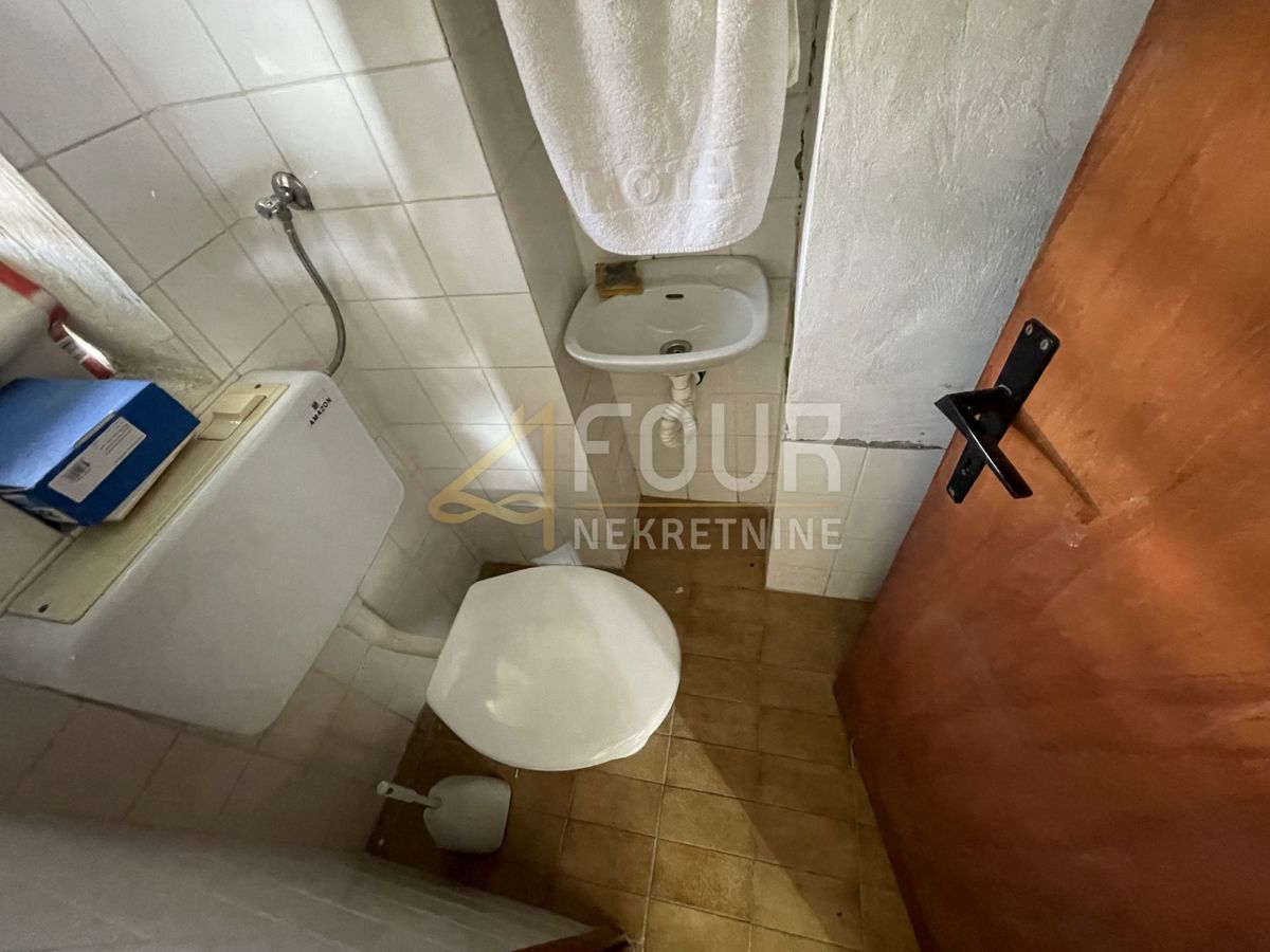 Hiša Novi Vinodolski, 450m2