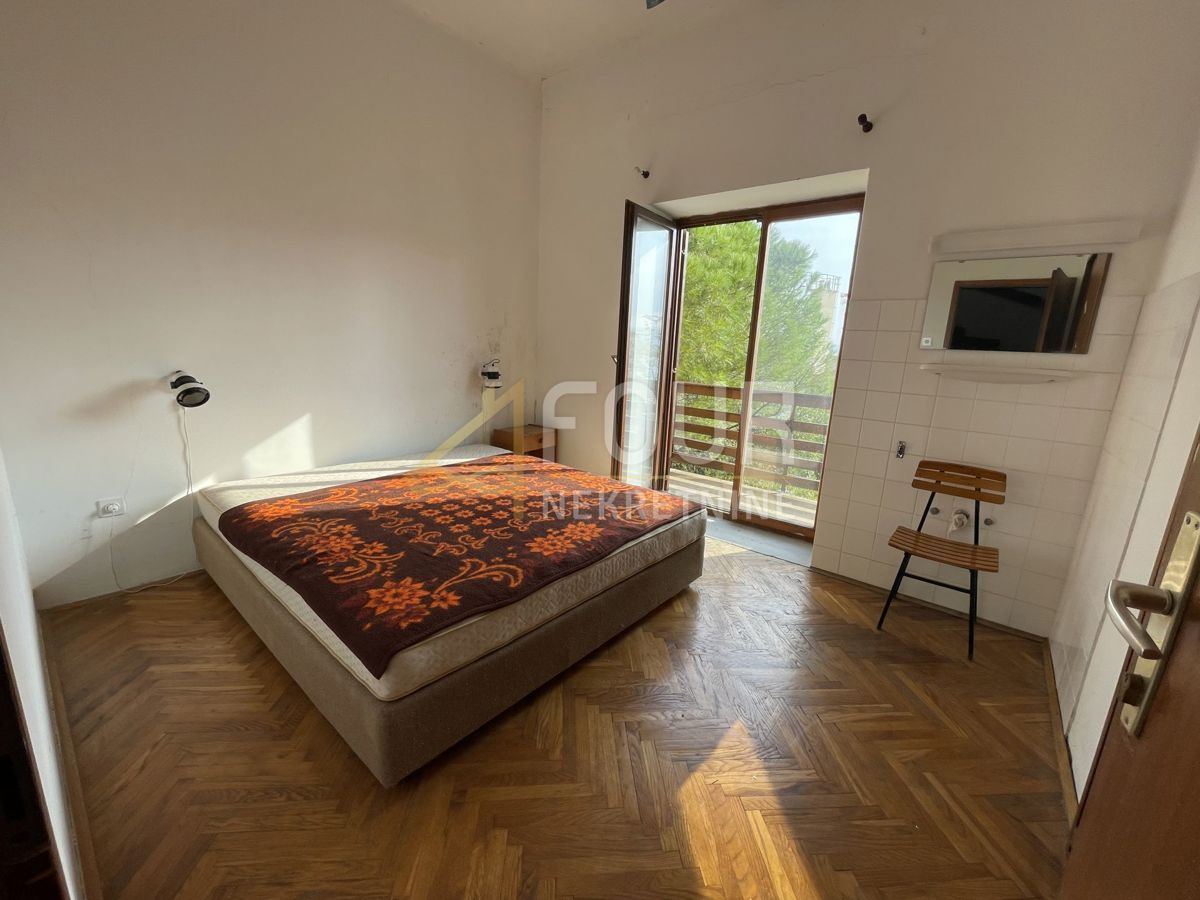 Hiša Novi Vinodolski, 450m2