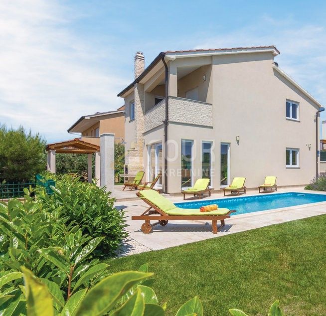 Hiša Medulin, 180m2