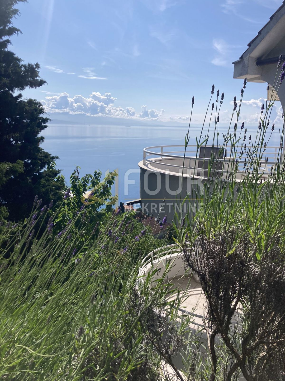 Stanovanje Opatija - Centar, Opatija, 187.30 m2