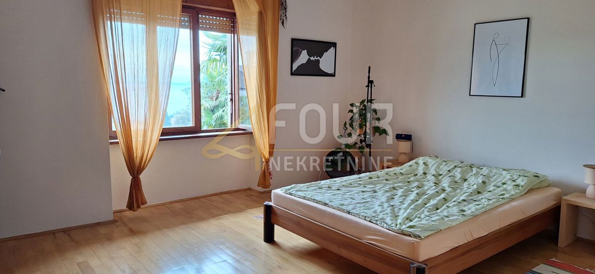 Stanovanje Opatija - Centar, Opatija, 125m2