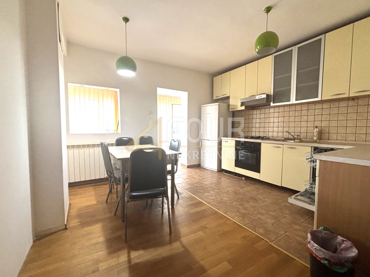 Hiša Zamet, Rijeka, 120m2