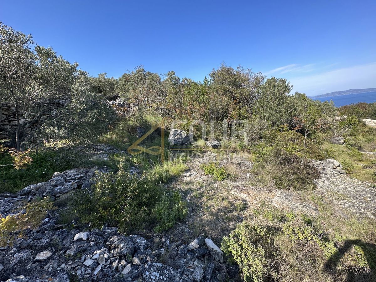 Zemljišče Sali, 1.822m2