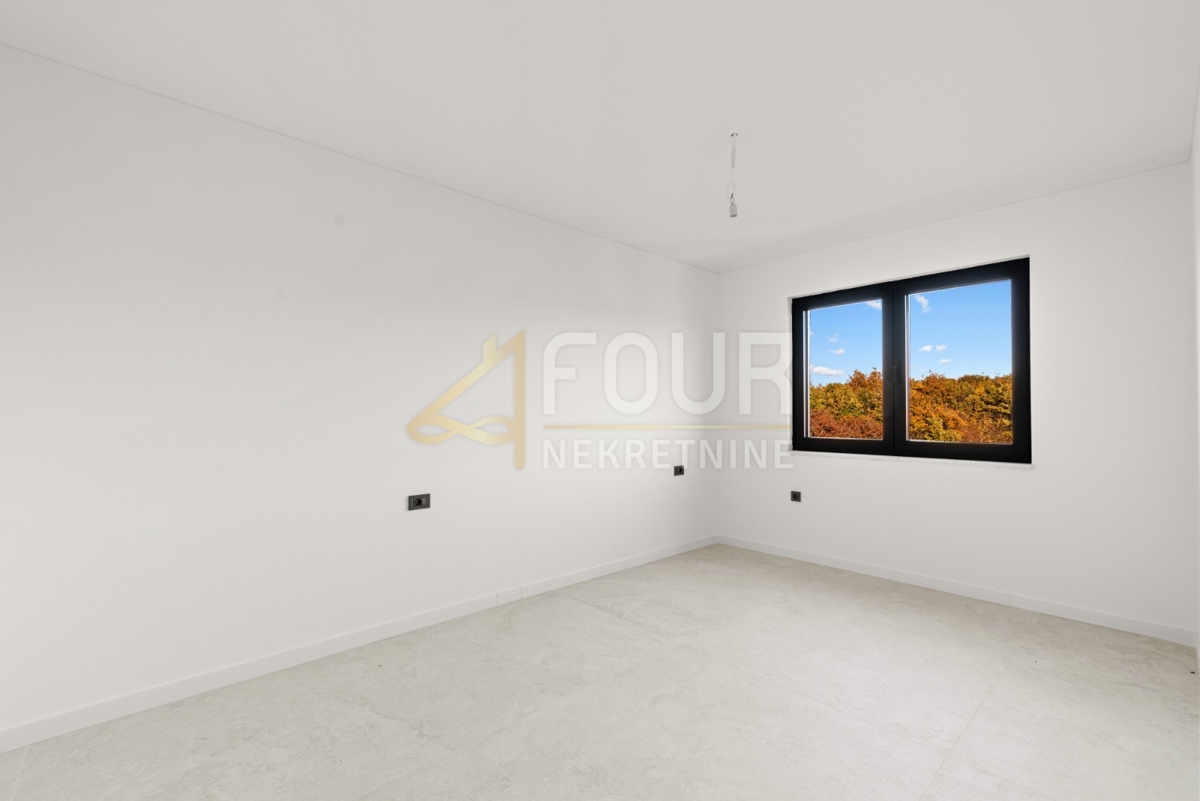 Stanovanje Poreč, 153,35m2