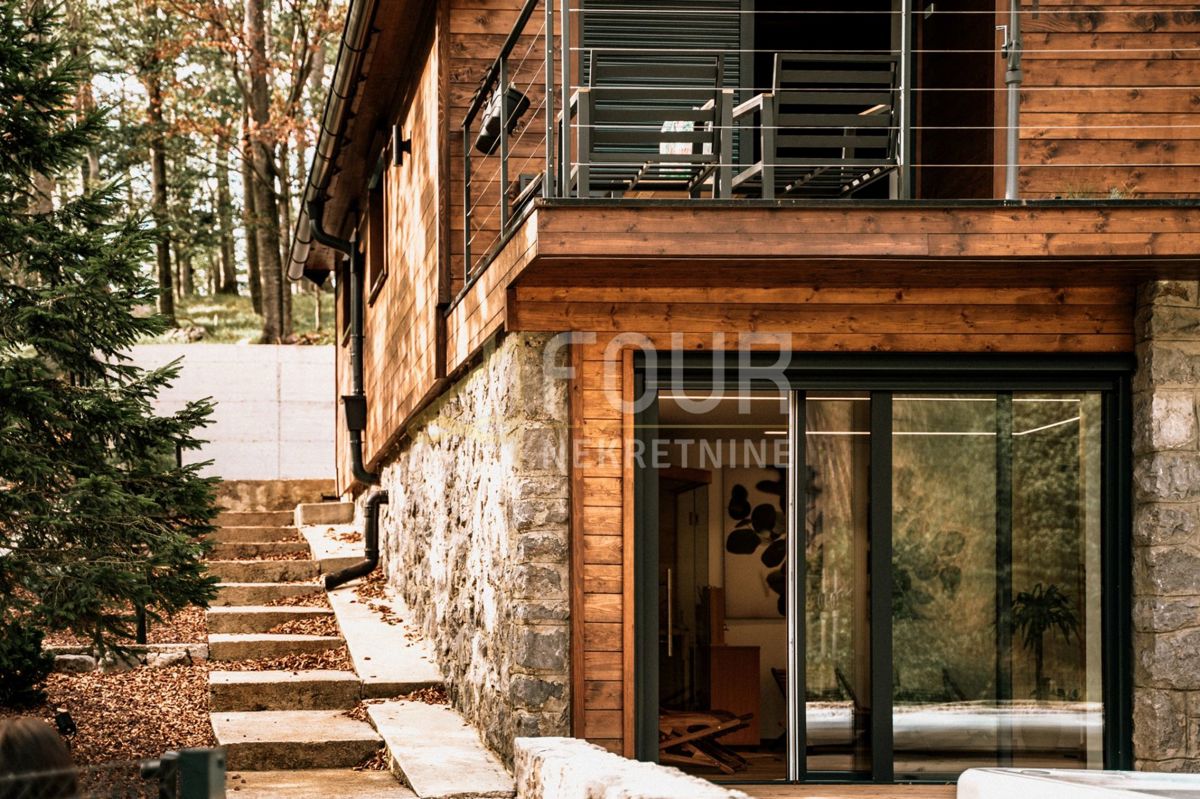 Hiša Jelenje, 150m2