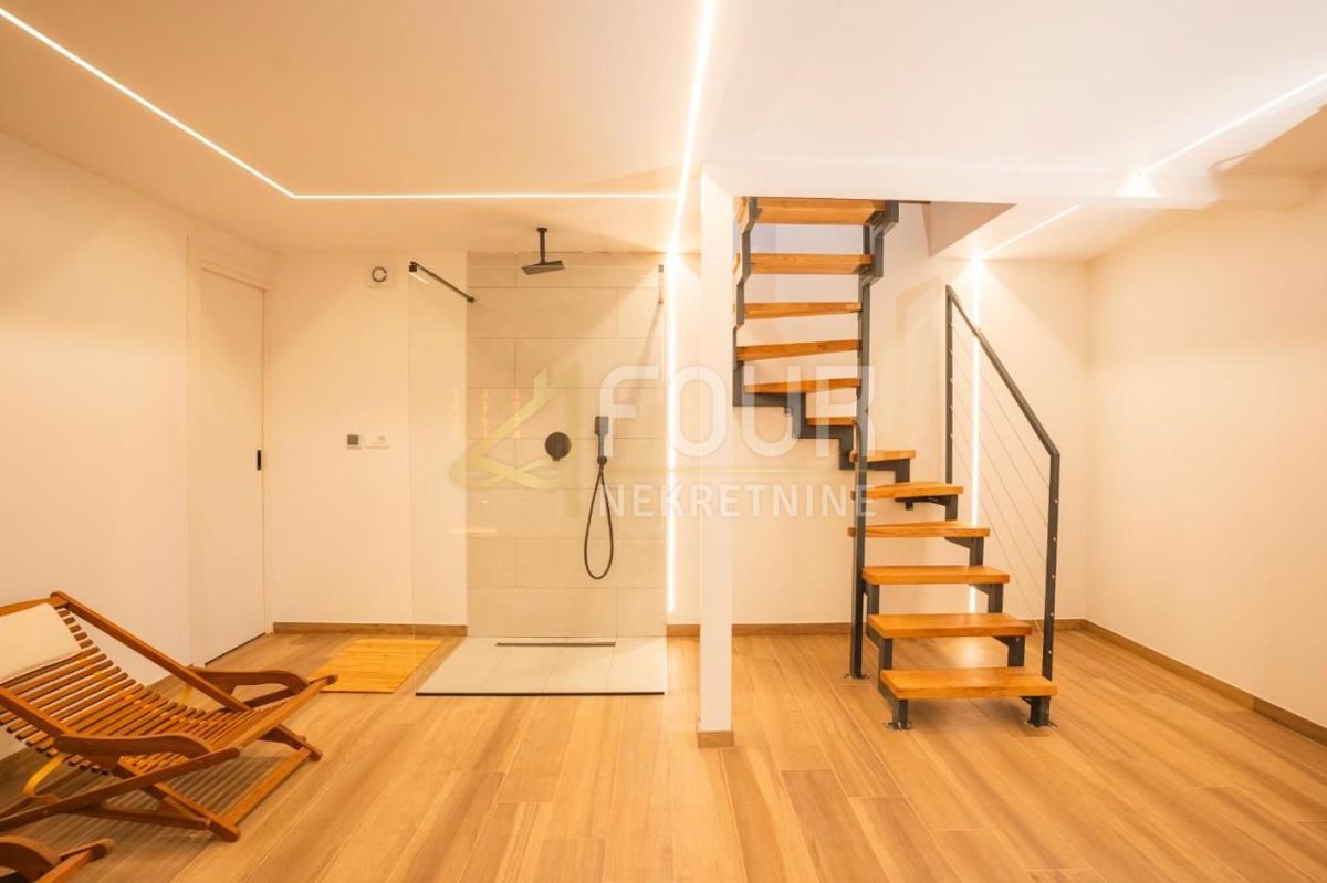 Hiša Jelenje, 150m2