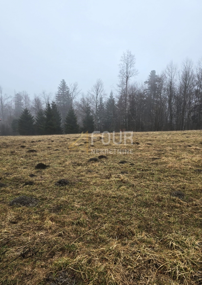 Zemljišče Fužine, 711m2