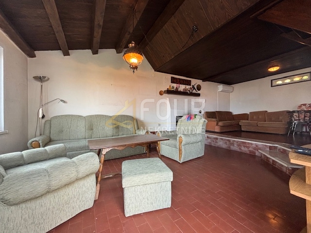 Hiša Kraljevica, 105m2