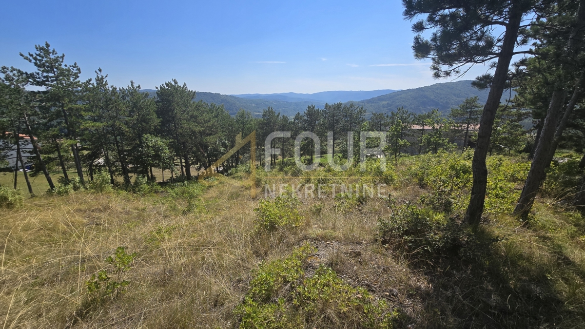 Zemljišče Buzet, 2.068m2