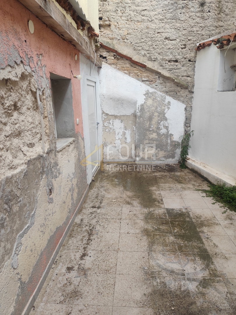 Hiša Medulin, 105m2