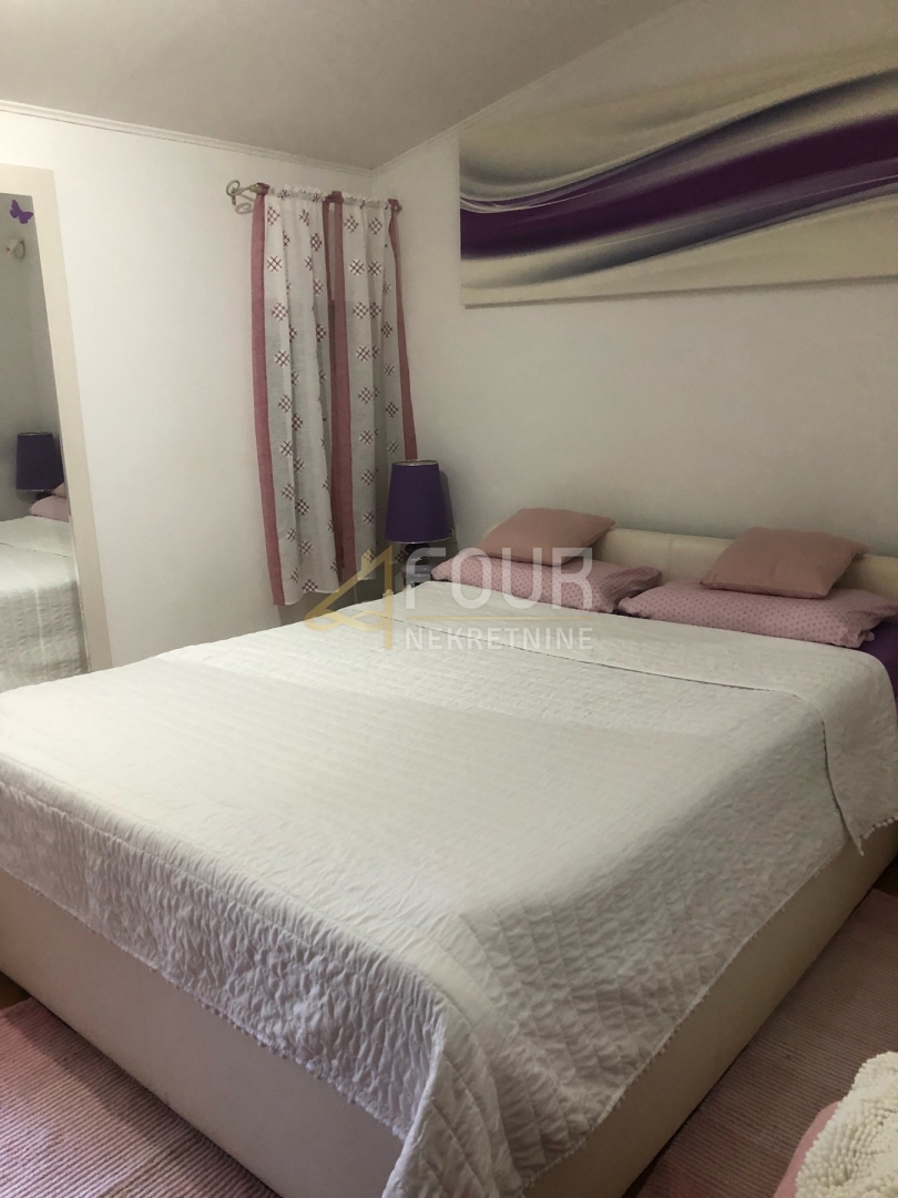 Hiša Valun, Cres, 180m2